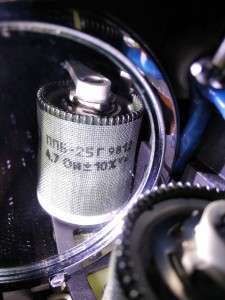 R2.jpg