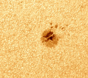 Sunspots_1787_20130711_064100_B+G.jpg
