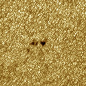 Granulation_20130725_042046_043311UT col sm.gif