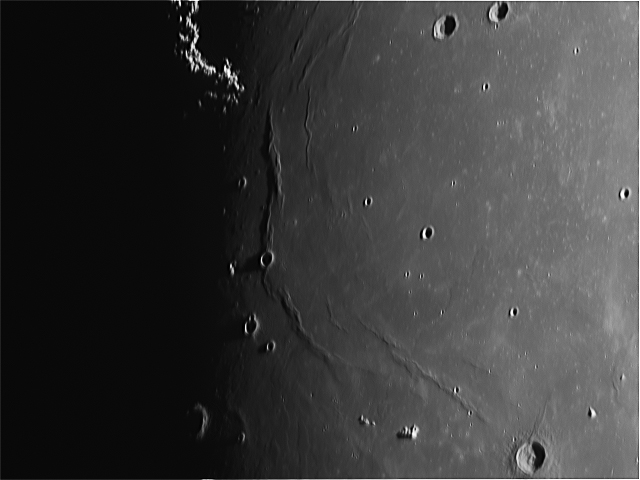 moon-09-05-04-22-.jpg